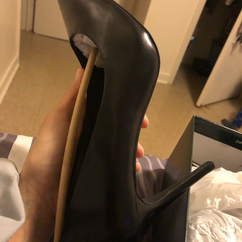 Heels - Picture 2 of 7